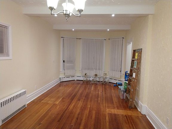 4th image of 37 Chittenden Ave #214