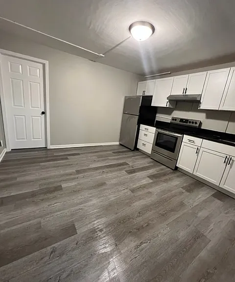 2432 Martha St #6 — Photo 2