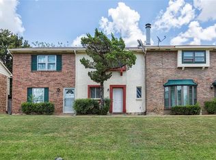 21 W Mountain Ln, Grand Prairie, TX 75052