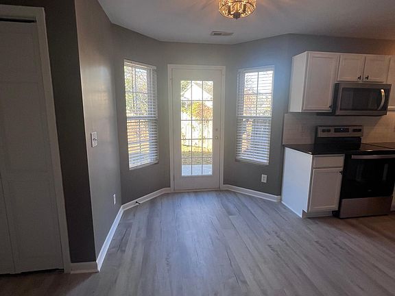 5th image of 3711 Roseheim Ct