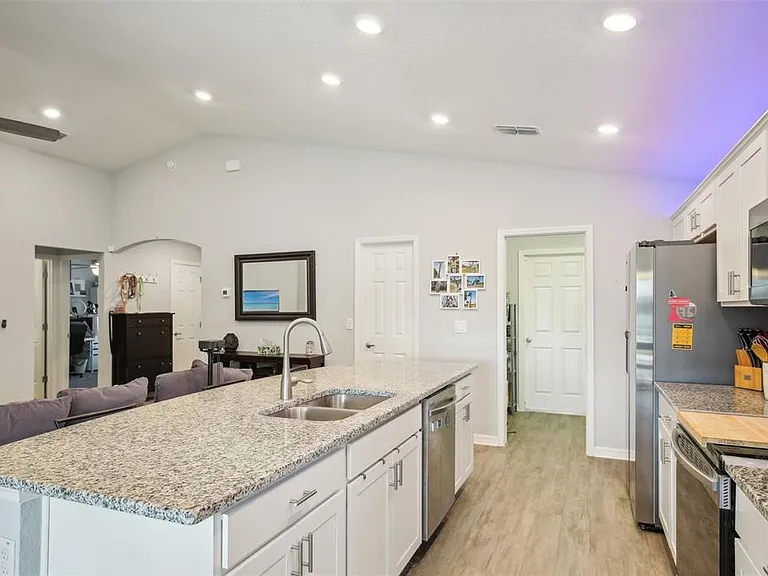 12100 Stone Pine St — Photo 11