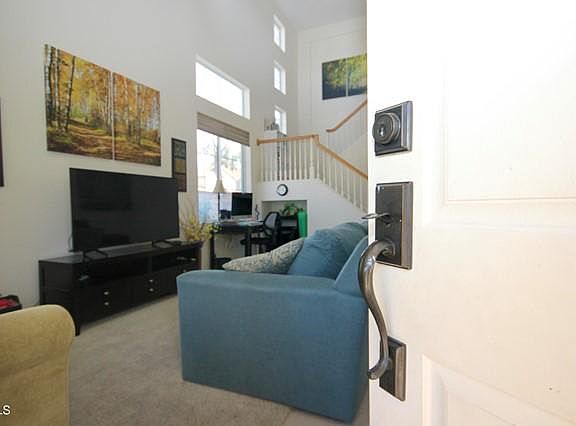 2nd image of 492 Calle Mirasol