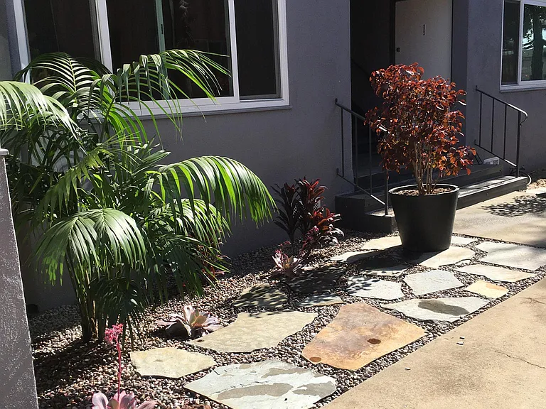 11702 Crenshaw Blvd #C — Photo 24