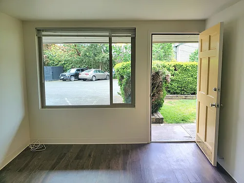 22855 30th Ave S Photo 1