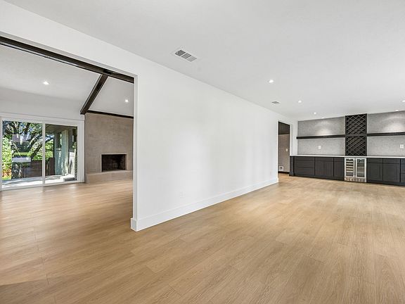 2nd image of 5635 Elm Valley Ln