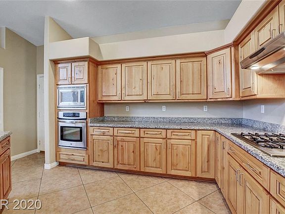 4th image of 5569 Wild Olive St