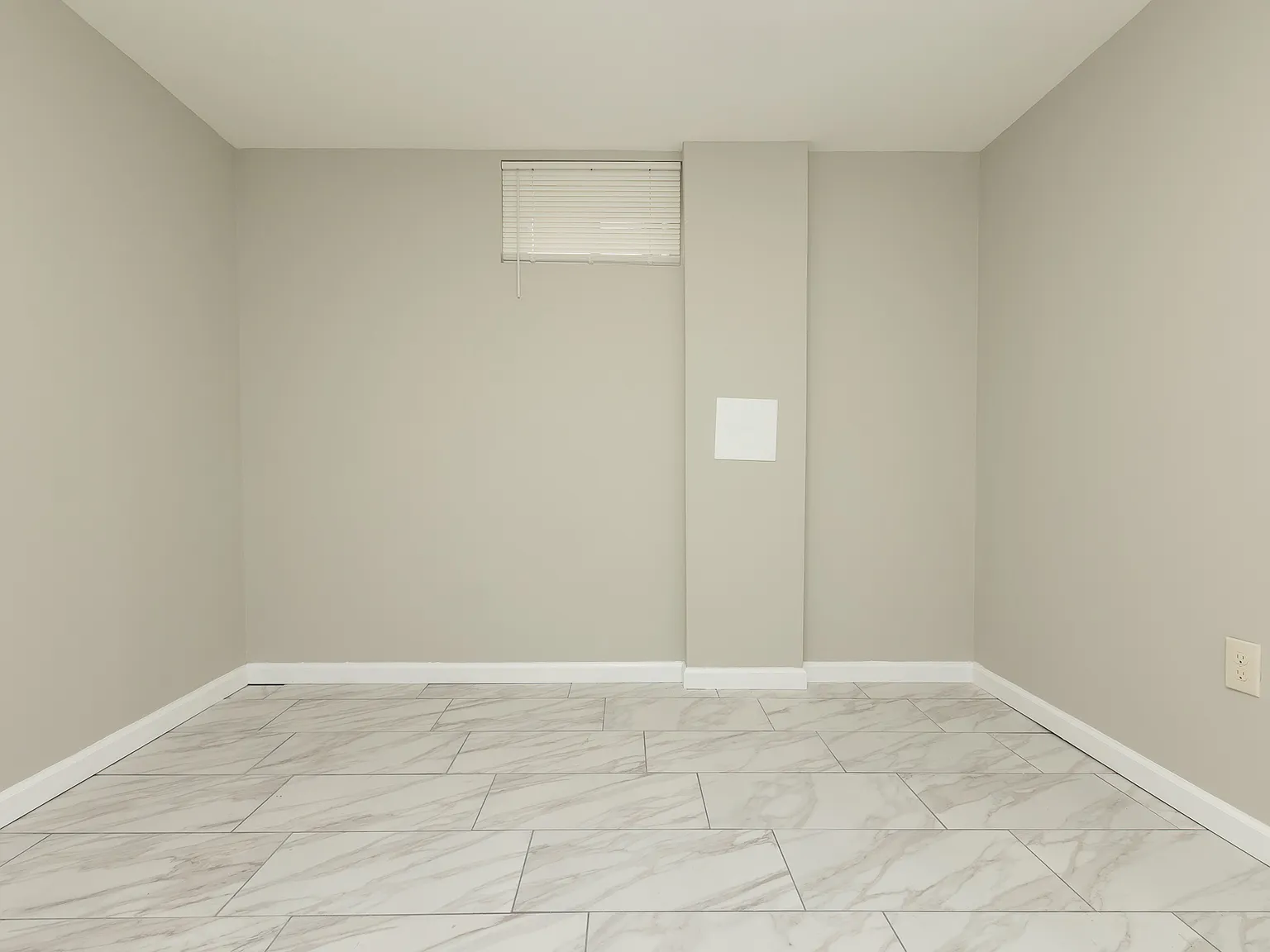 4 bed, 875 sqft, $2,900 — Photo 3