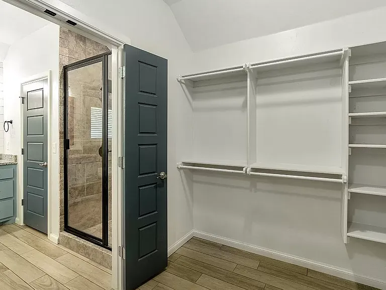 4609 McCann Ave — Photo 15