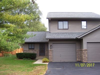 428 Berkshire Dr, Crystal Lake, IL, 60014
