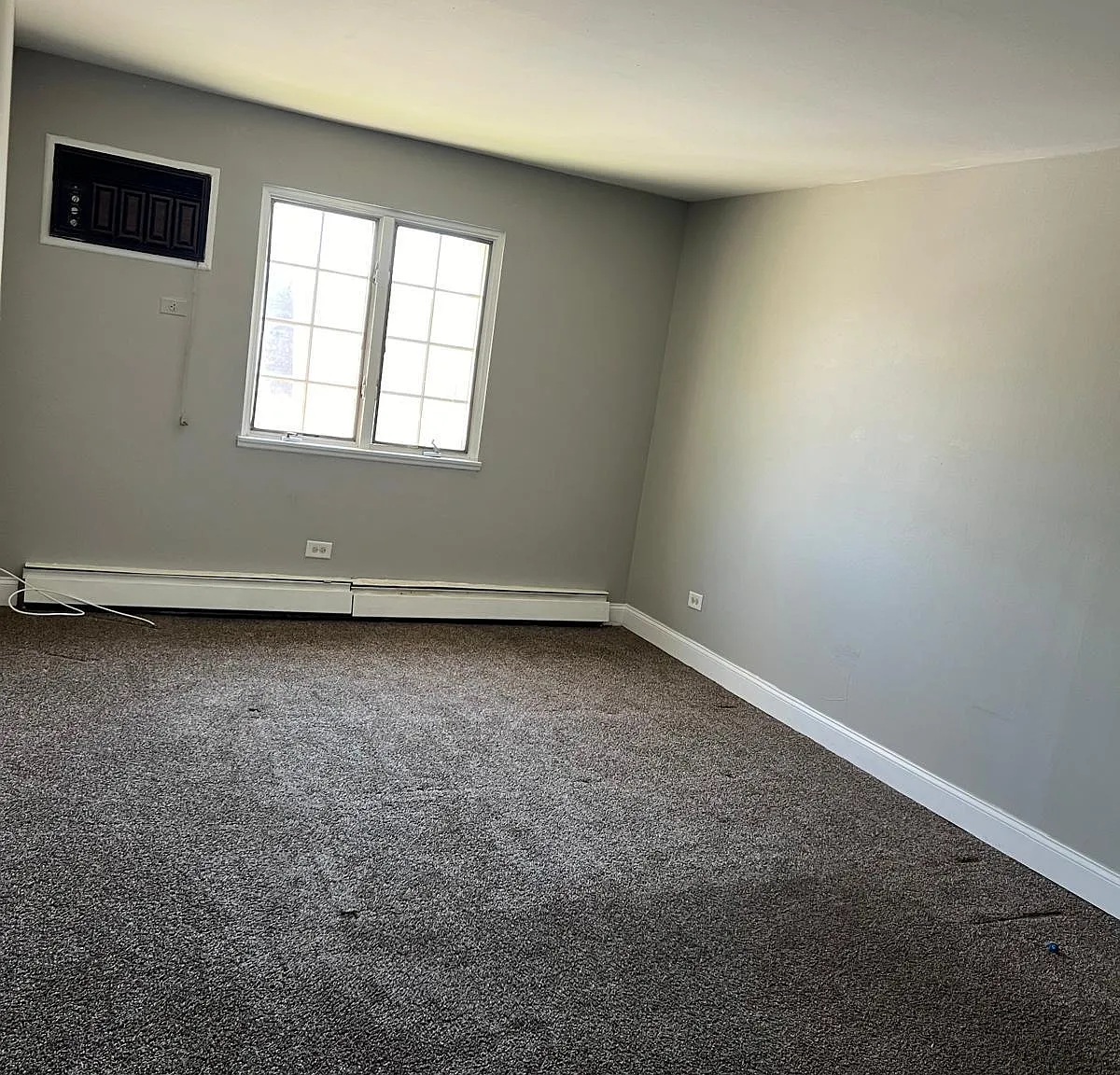 17984 Amherst Ct — Photo 4