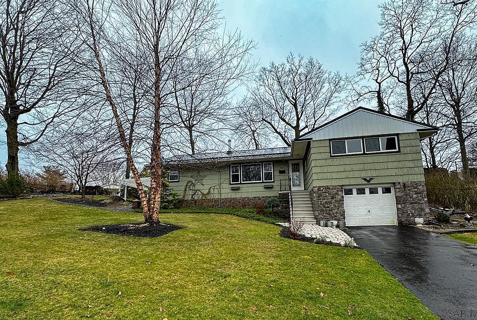 1048 Willett Dr, Johnstown, PA 15905 Zillow