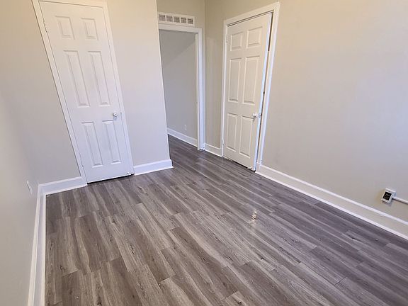 5th image of 1703 N Main St Unit 1-2