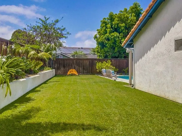 7739 Anillo Way — Photo 22