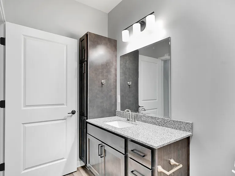 Bluestem Apartments — Photo 21