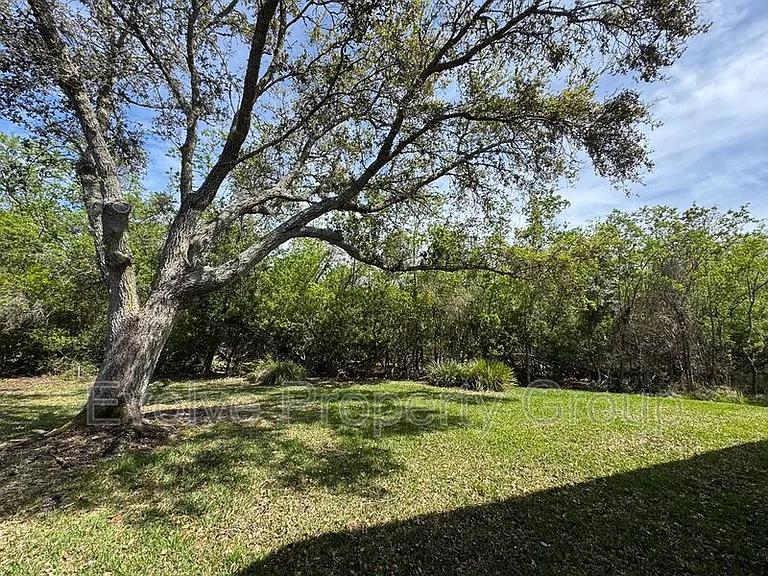 822 Summer Bay Dr — Photo 42