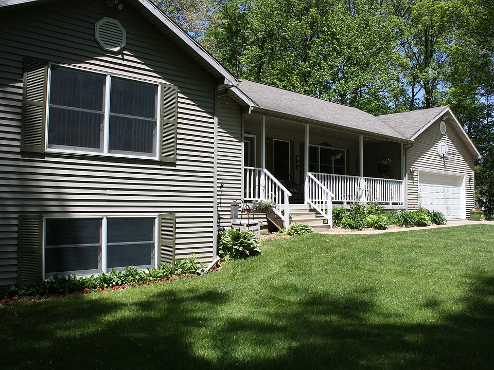 1st image of 3265 Beechwood Dr