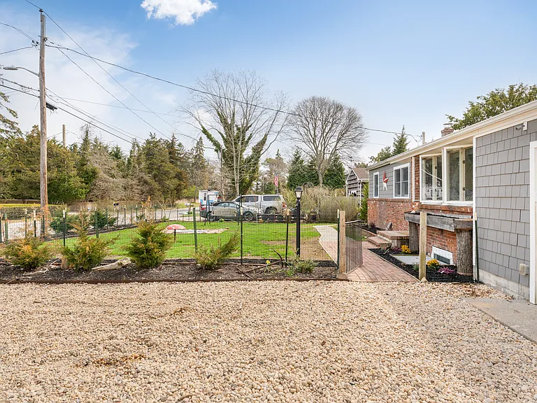 8 Flocee Ln — Photo 25
