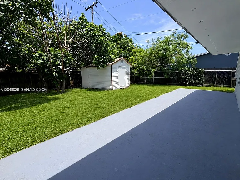 19202 NW 23rd Ct — Photo 13