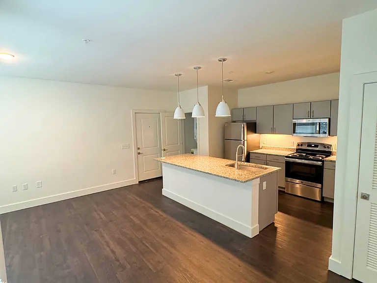 99 Halls Pl — Photo 22