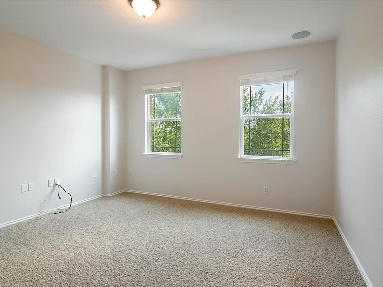 12104 Broten St — Photo 25