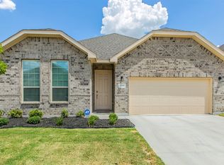 7211 Fallen Crest Ln, Arlington, TX 76001