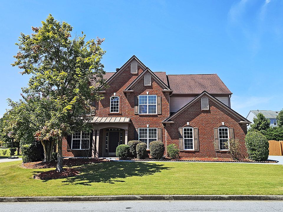 1st image of 1215 Clandon Pl
