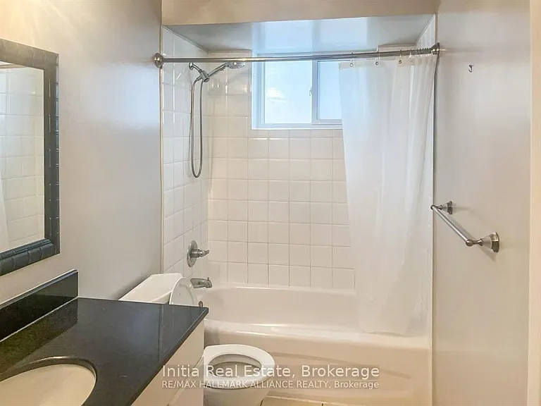 15 Grove Park Cres #MAIN — Photo 10