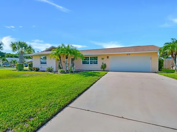5719 1st Avenue Dr W, Bradenton, FL 34209