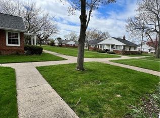 315 E 235th St, Euclid, OH 44123