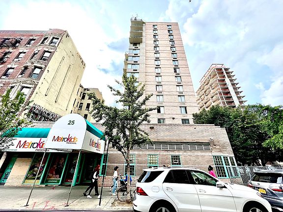 5th image of 60 Henry St #13DE