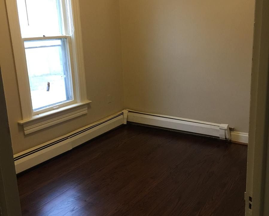 1st image of 128 Welts St Fl 2nd