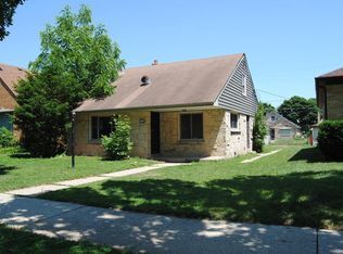 5126 N 67th St, Milwaukee, WI 53218