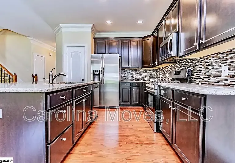 4 Cedarhill Ct — Photo 5