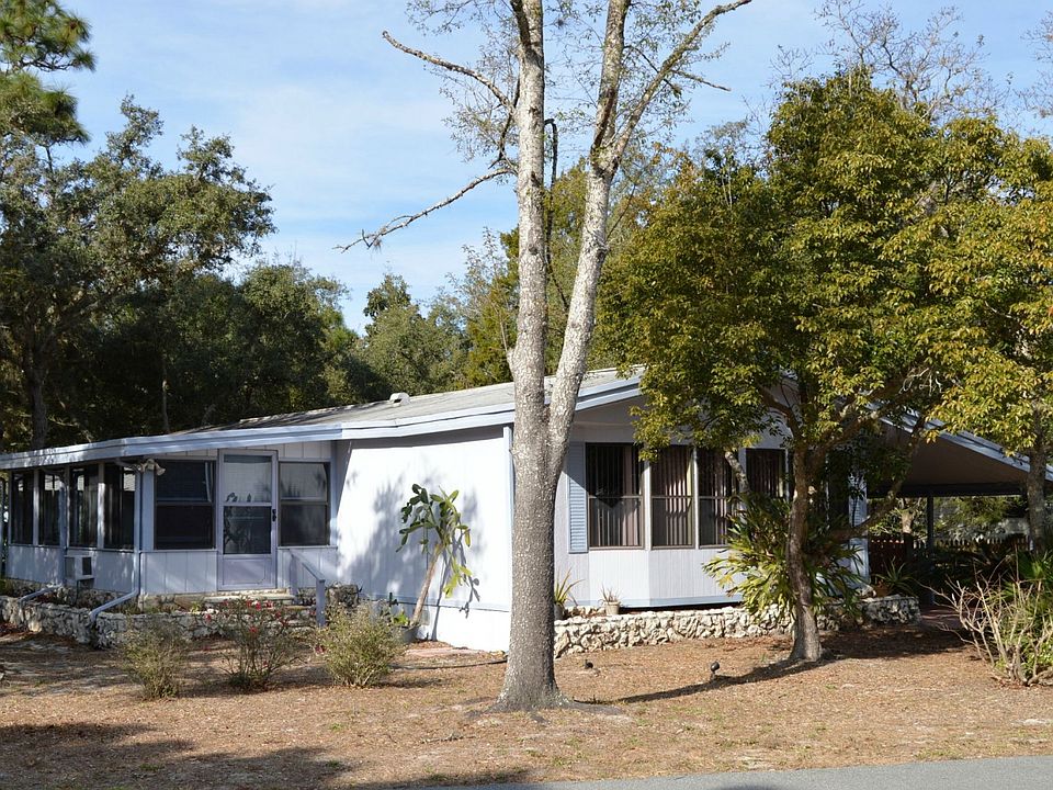 For Sale: 138 E Plantation Dr, Lake Mary, FL 32746