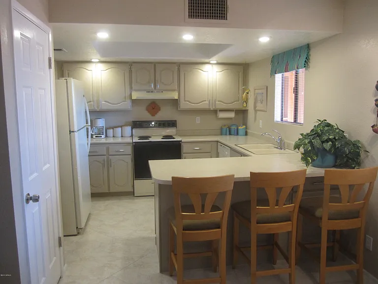 12212 N Paradise Village Pkwy S #412C — Photo 7