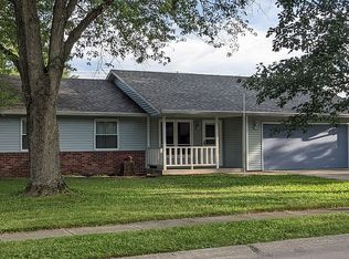 249 Christina Dr, Whiteland, IN