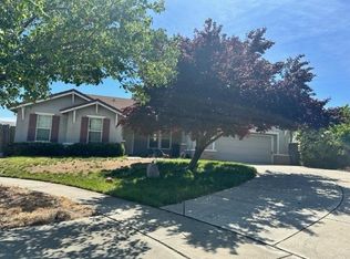 1194 Drakes Bar Ct, Plumas Lake, CA