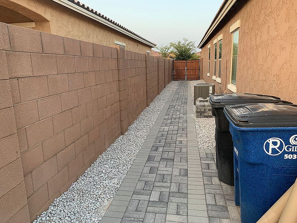 2nd image of 2368 E Bellerive Dr