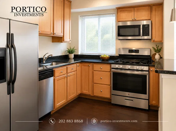 2215 Hunter Pl SE, Washington, DC 20020