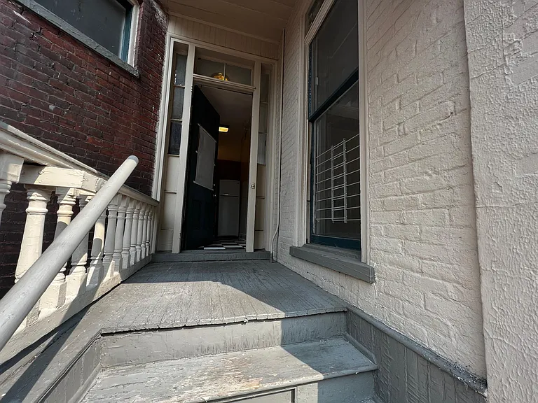 17 E Grace St #17B — Photo 13