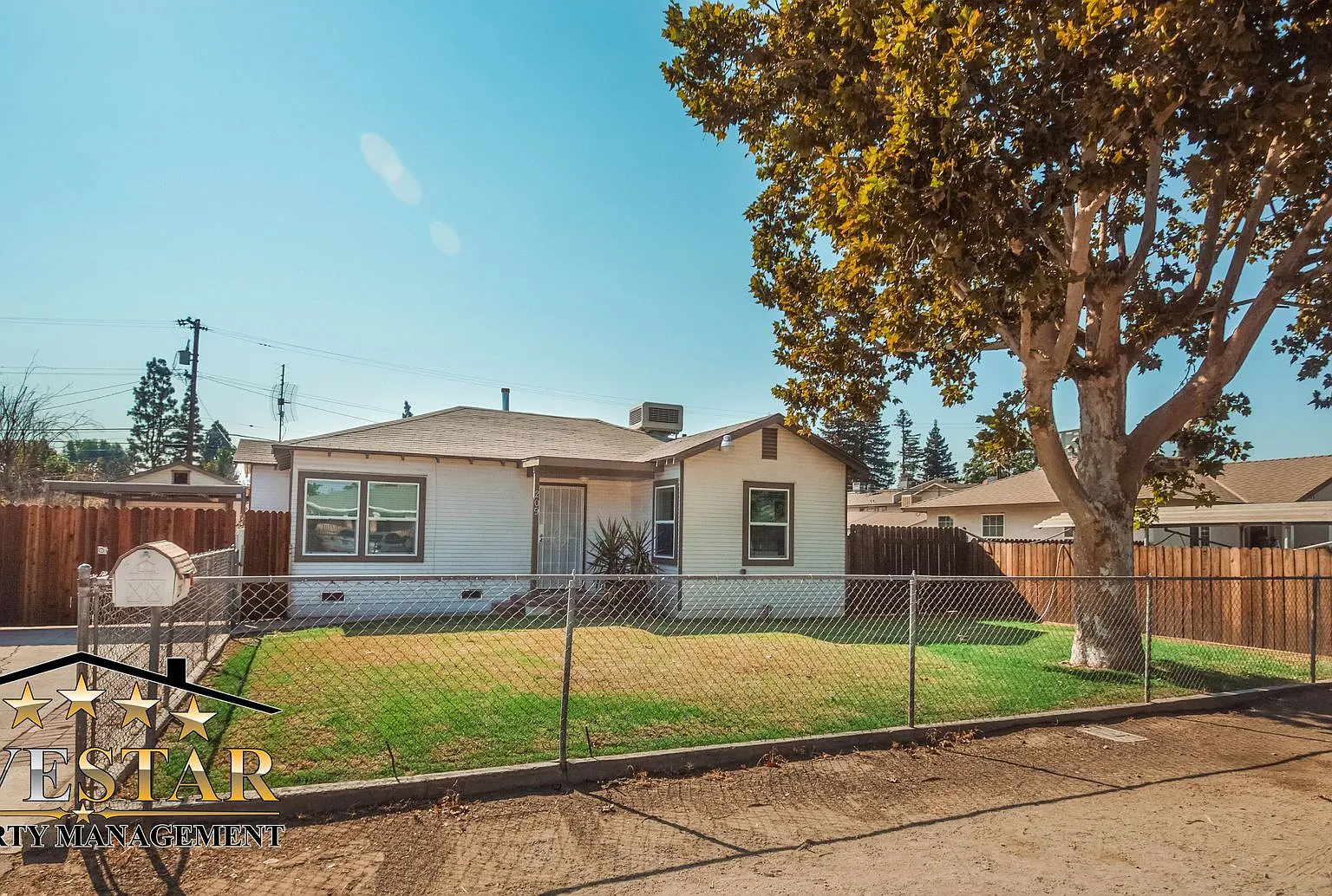 House for Rent on 209 Blomquist Drive — Photo 2