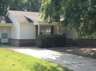 404 Ray St, Newport, AR 72112