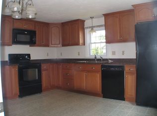 74 Stearns St, Pawtucket, RI 02861