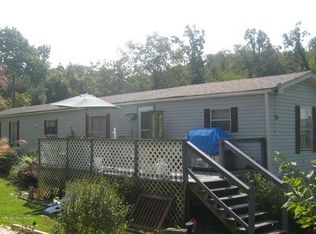 104 Mayerling Ln, Irwin, PA 15642