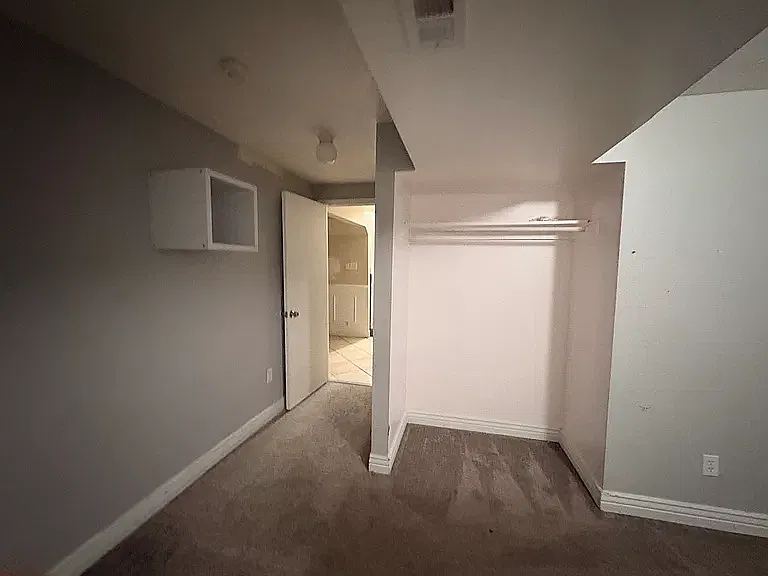 3 bed, 1500 sqft, $1,600 — Photo 3