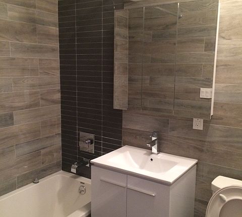 3rd image of 209 Irving Ave APT 1R