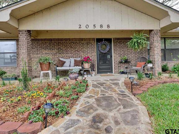 2nd image of 20588 Pine Dr