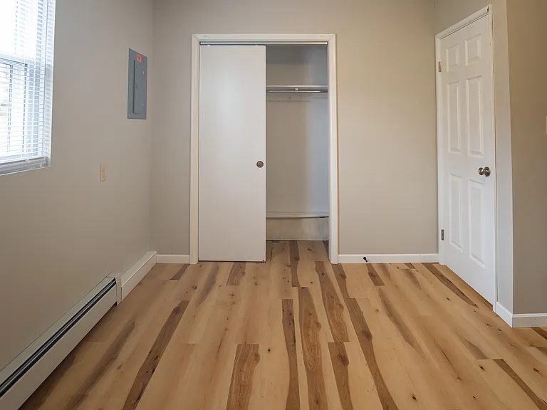 4550 Washington Square Dr — Photo 11