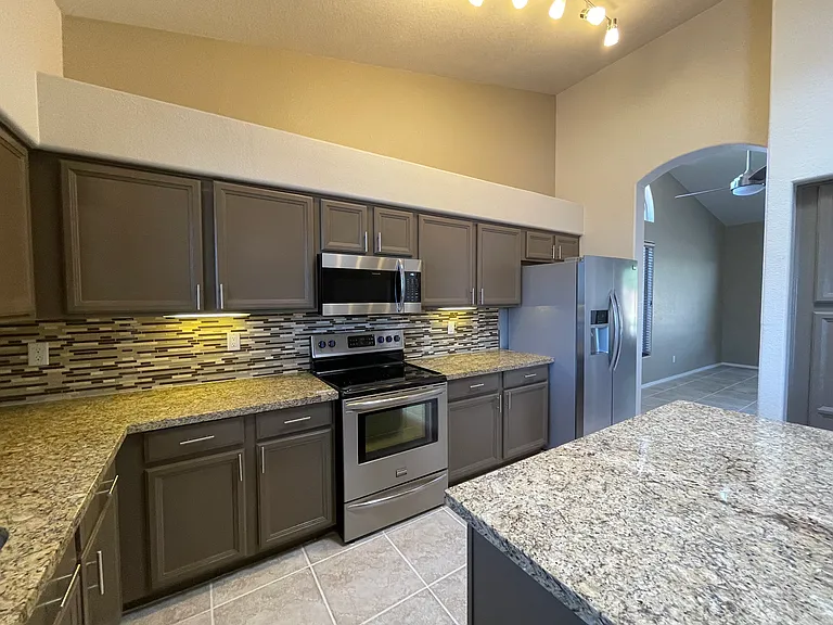 20390 N 54th Ave — Photo 16