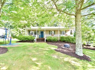 123 Tiger Rd, Evans City, PA 16033